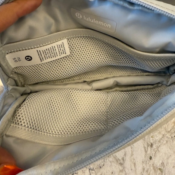 NWT Lululemon Athletic everywhere belt‎ bag - Picture 11 of 12